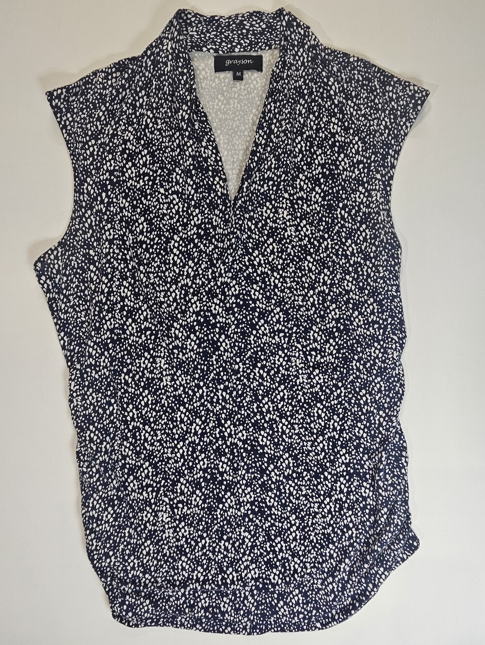 Grayson Sleeveless Top Womens Medium Blue White Dots Ruched Side Floral Blouse